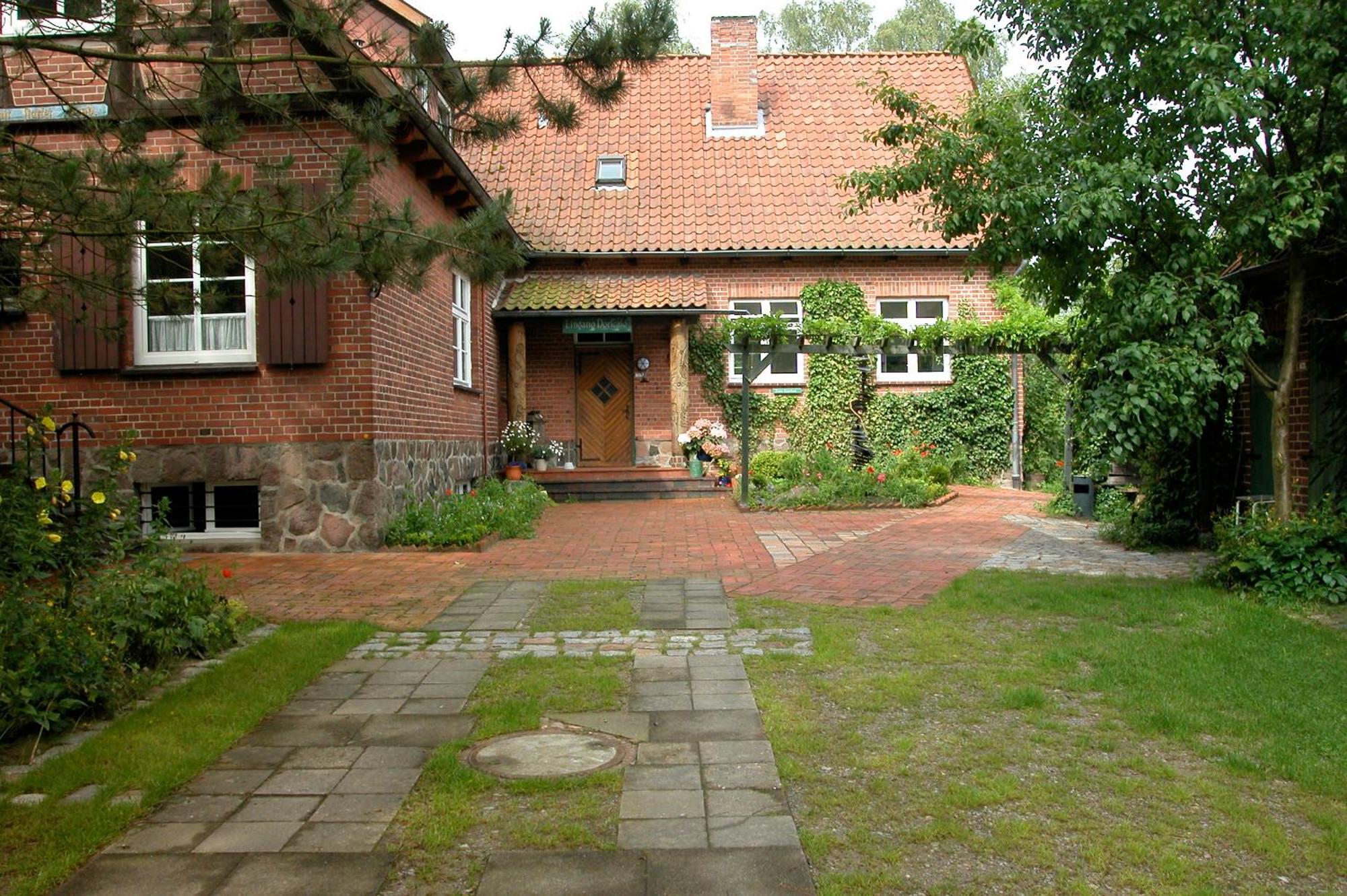 Privatzimmer Alte Schule Suderburg Bagian luar foto