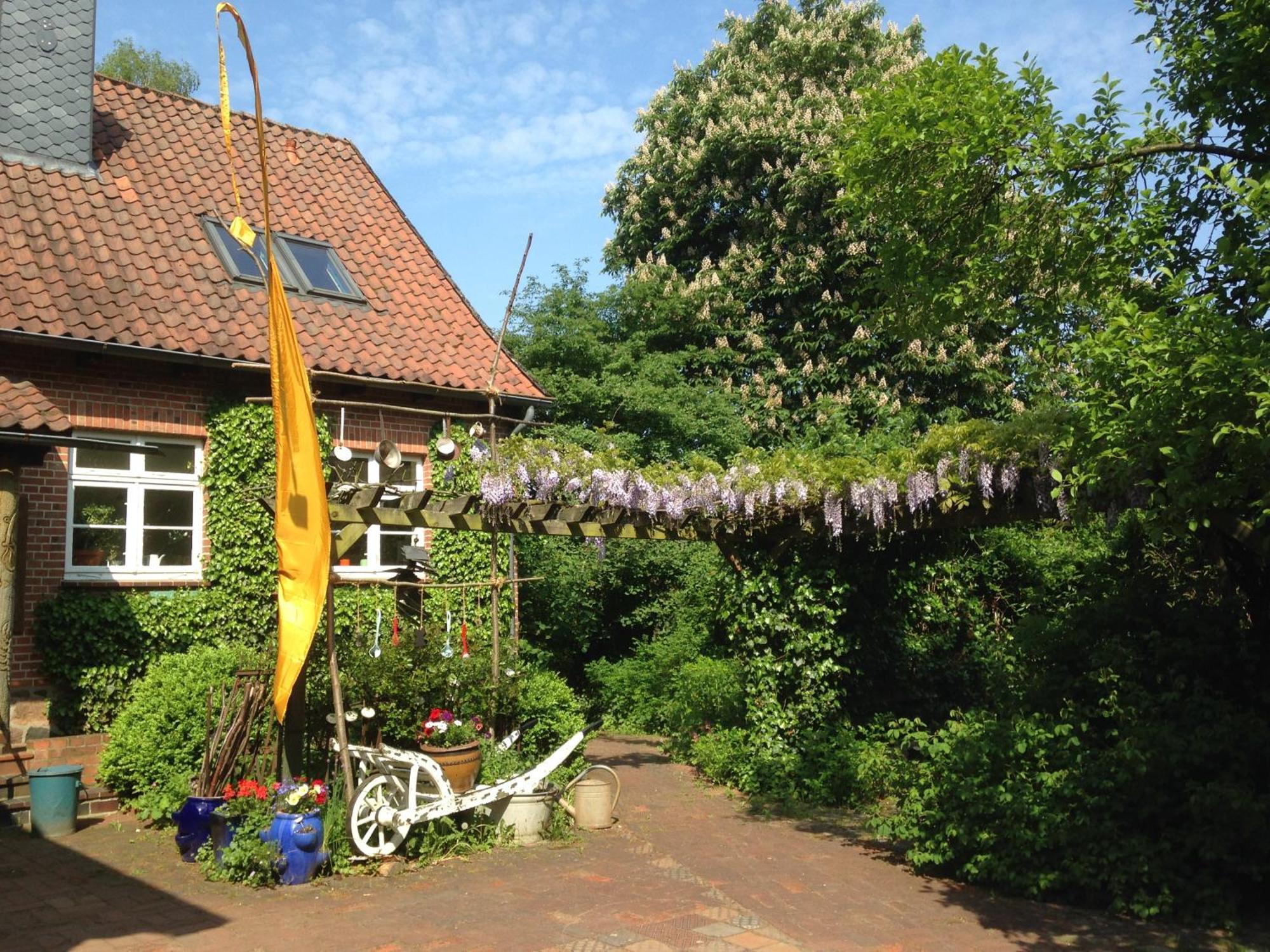 Privatzimmer Alte Schule Suderburg Bagian luar foto